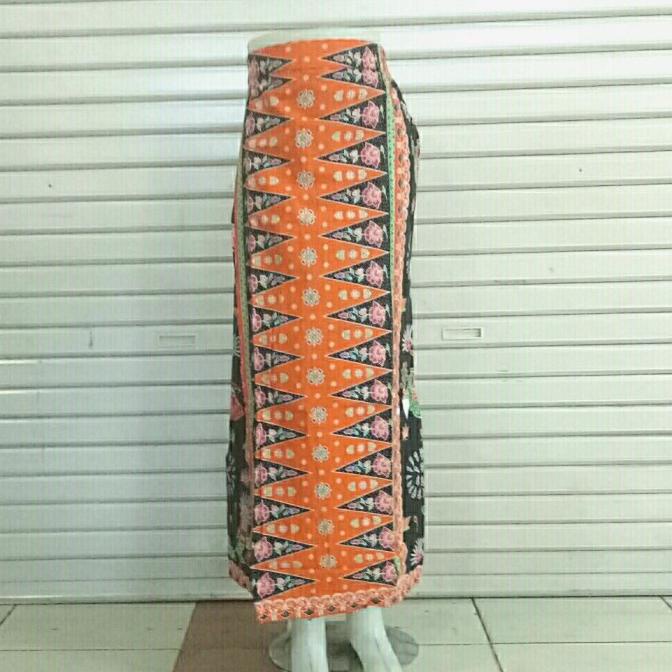 rok tumpal betawi ondel2