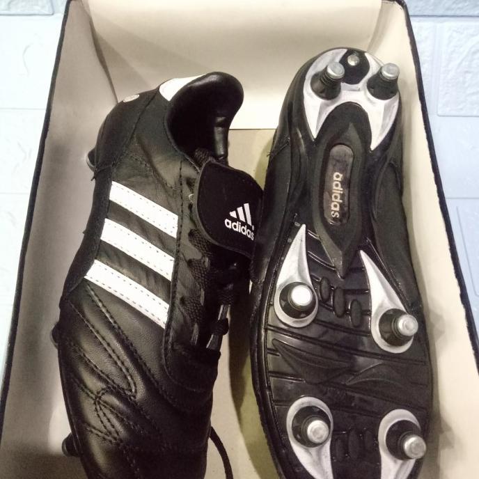 Sepatu Bola Pull Besi Asli Kulit Berkualitas