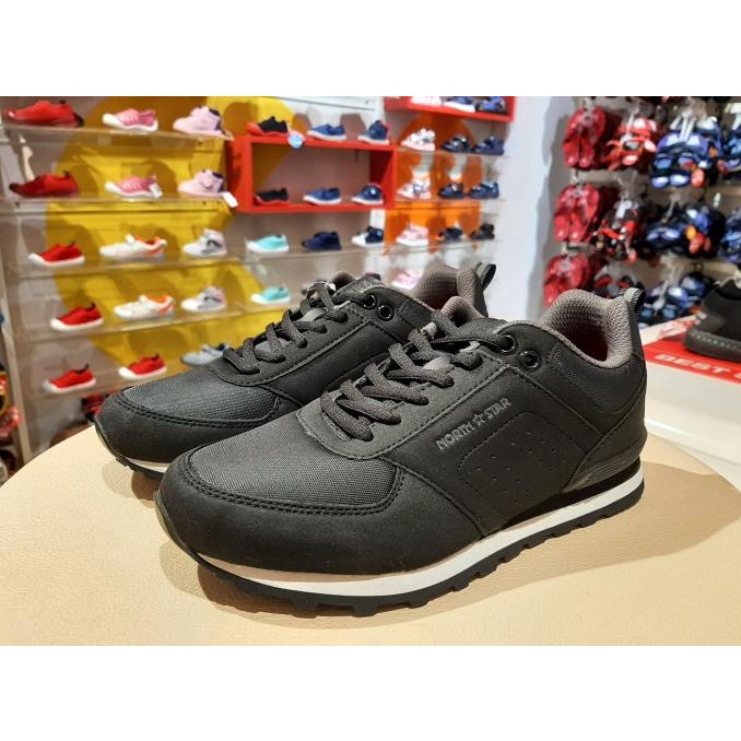 Sepatu Pria Sneaker North Star - MARVEL