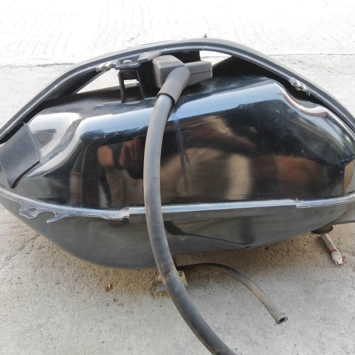 {Bekas} Tanki Tangki Yamaha Byson - Aksesoris Sparepart Sepeda Motor Murah