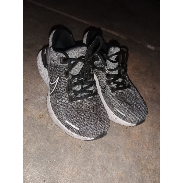 Nike zoomx invicible run flyknit 2
