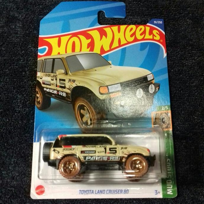 HOT WHEELS TOYOTA LAND CRUISER 80. HW MUD STUDS CARD SERIES. CREAM.