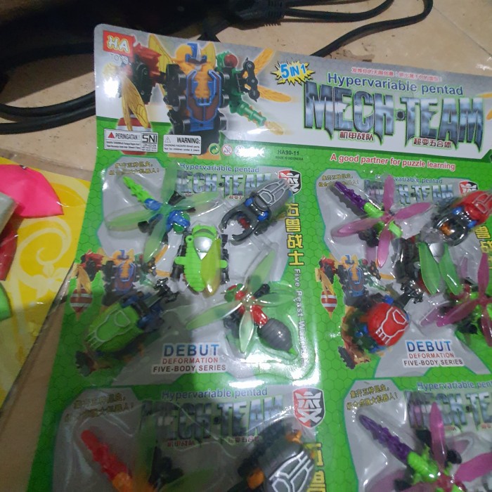 DISKON SPESIAL ROBOT KUMBANG PRES HA TOYS ISI 6X5 PCS NO HA90-11 TERMURAH