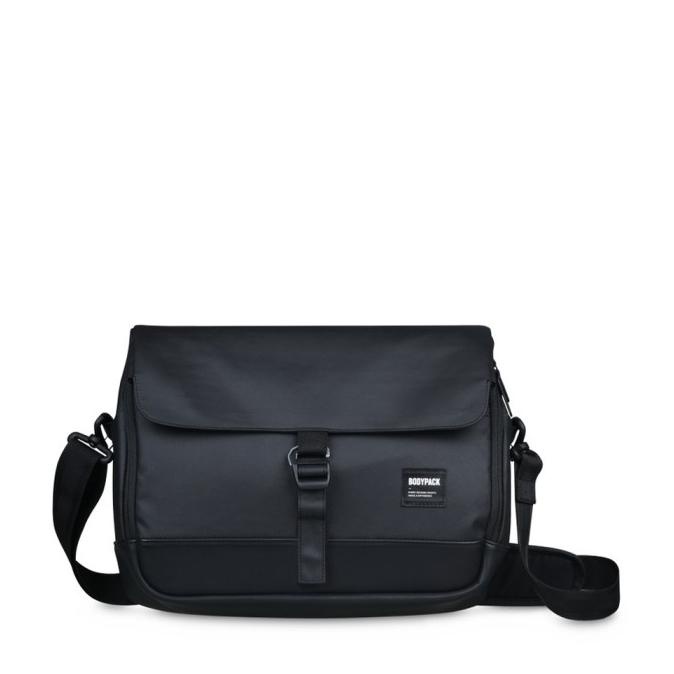 Tas Selempang Laptop Bodypack Modest 2.1 Laptop Shoulder Bag - Black