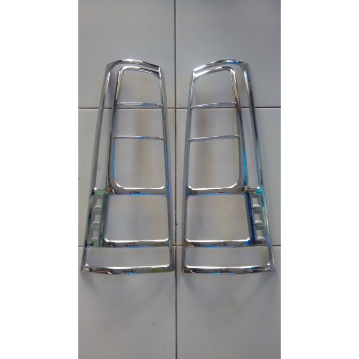 garnish lampu belakang avanza dan xenia lama cikacika321