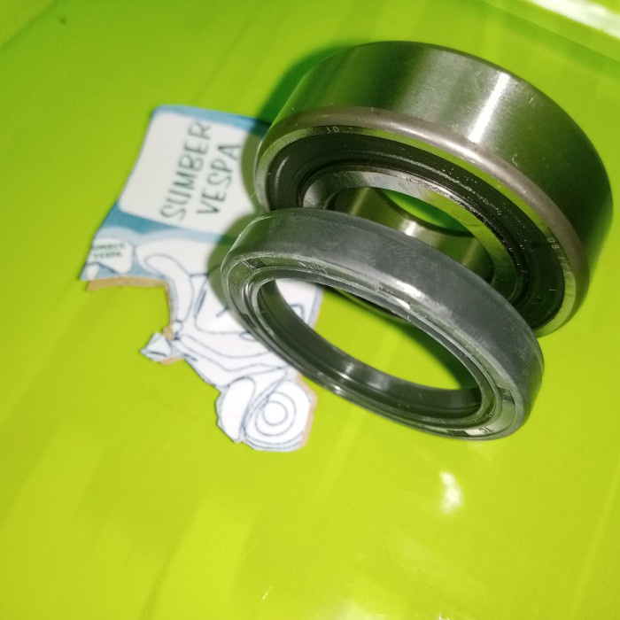 Bearing & Seal As Roda Belakang Vespa Matic LX/S/SPRINT/ Primavera