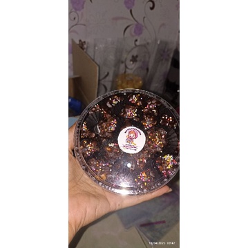 

kue kacang coklat