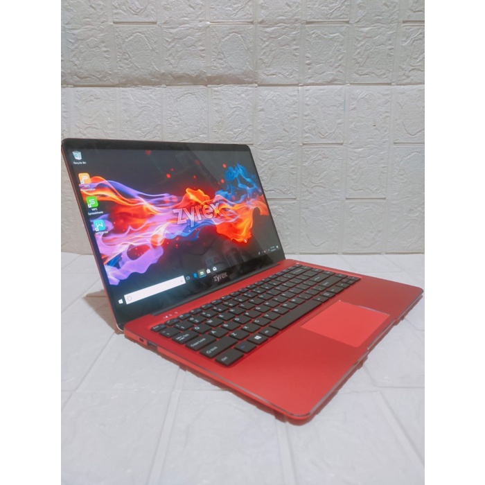 Terlaris Laptop Zyrex Sky 232 Xtreme