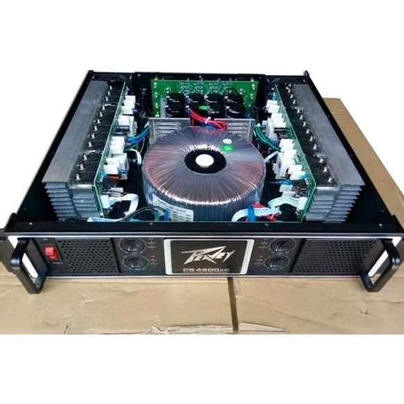 POWER PEAVEY CS 4800  4 CHANNEL AMPLIFIER PEAVEY CS4800