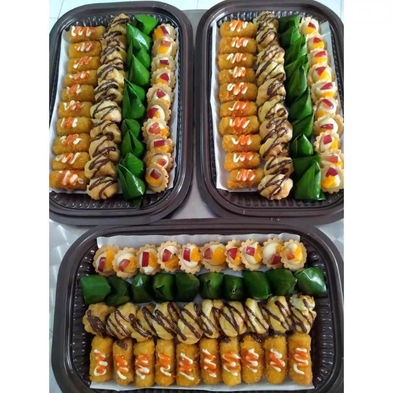 

Nampan Ka Besar / Isi 10 Pcs / Nampan Kue