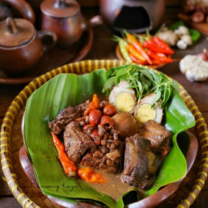 

BRONGKOS IGA SAPI LUWENG KAYU