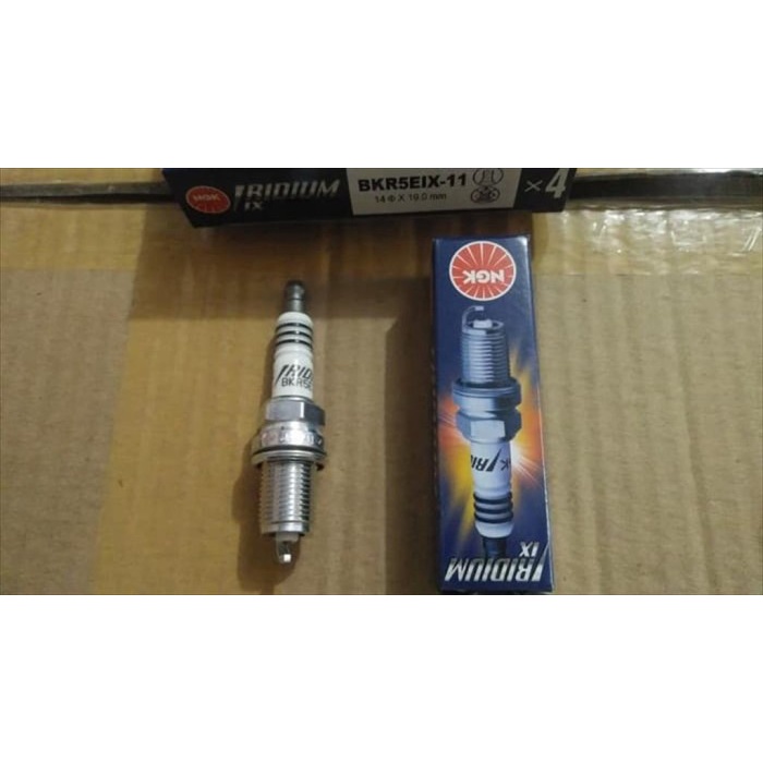 Busi Iridium Mobil Toyota Soluna BKR5EIX-11 NGK Original terbaik