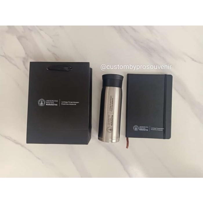 

Gift Set Executive Paper Bag Tumbler Agenda Notebook Seminar Kantor