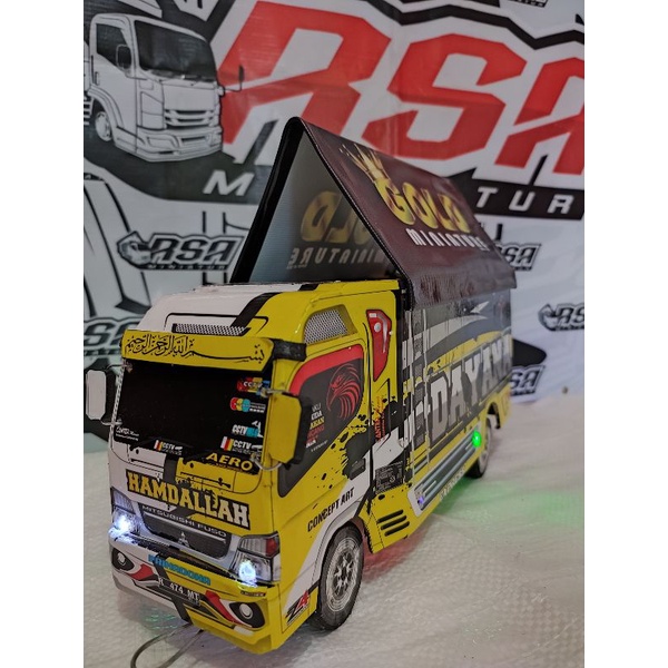 Miniatur Truk Oleng DAYANA Ukuran P30 Variasi Lampu Terpal Mainan Anak Hobi Dan Koleksi Mainan Kontr