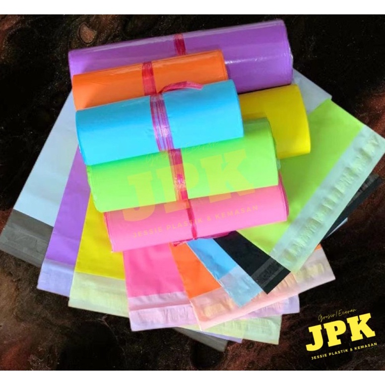 

[ART. X62F] [isi 100] plastik polymailer / polimer warna-warni / plastik packing olshop