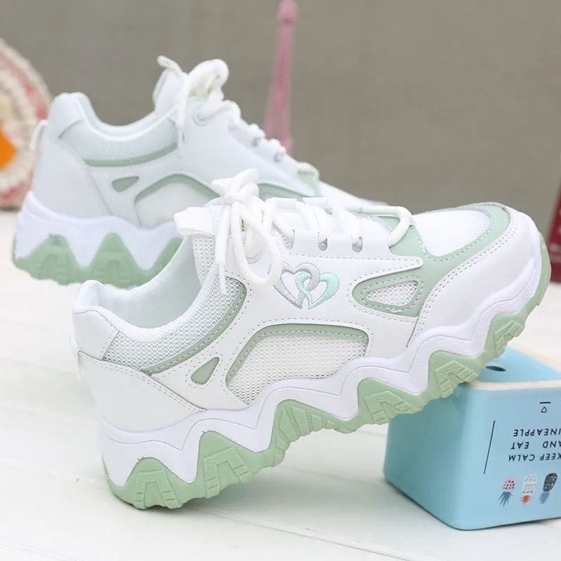 Sepatu Wanita Terbaru 2023 Putih Korean Style Senam Spat Cats Dewasa Premium Sneaker Jumbo Cewek Spo