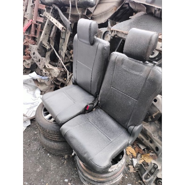 jok belakang toyota sienta V