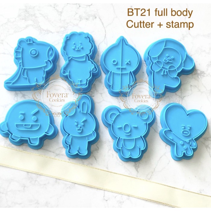 

✅Termurah Set 8Pcs Cookie Cutter Bt21 Full Body. Cetakan Kukis / Fondantbt21 Diskon