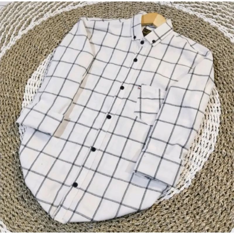 kemeja flanel motif tartan putih garis hitam kemeja flanel pria modern premium