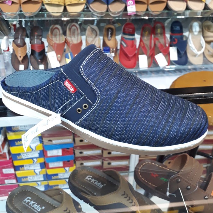 sepatu sandal slop pria Suntour original levis