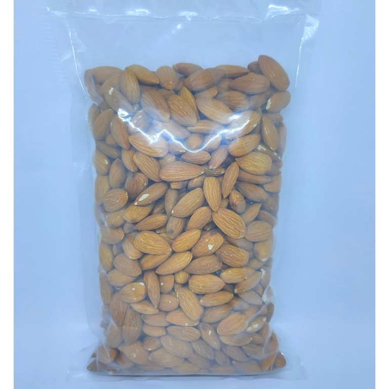 

1000Gr Almond Utuh Mentah - Whole Raw Almond - Size Besar 27-30 - Blue Diamond Kuartet Nabati