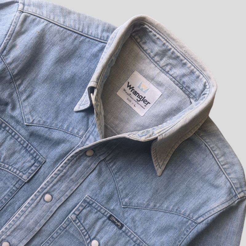Kemeja Denim Wrangler