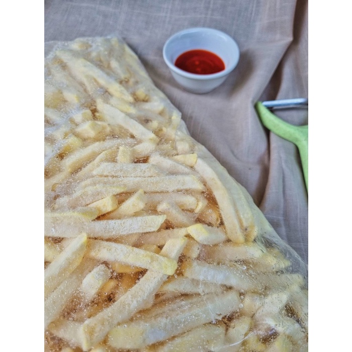 

Kentang Straight Cut AVIKO 2,5 Kg