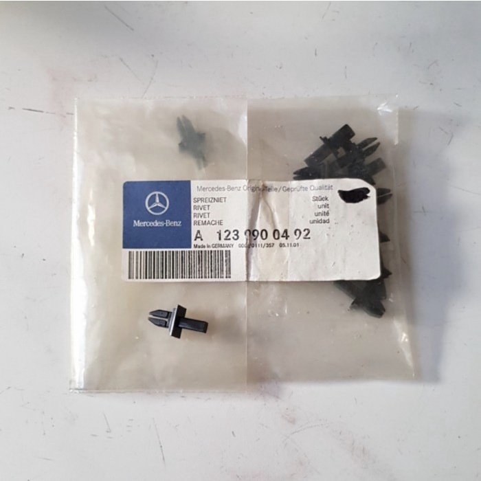 Ready Stok Klip Grill Wiper W123 Kode 019