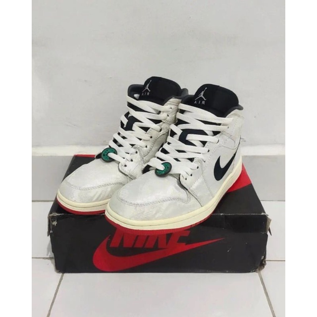 Air Jordan 1 Mid SE Fearless Edison Chen