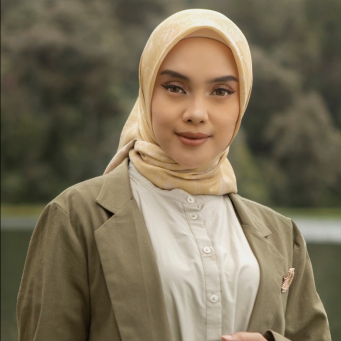 [Original] Hijab Segi Empat Zytadelia Brienzer Series In Thun New Ready Stock Bisa Gojek