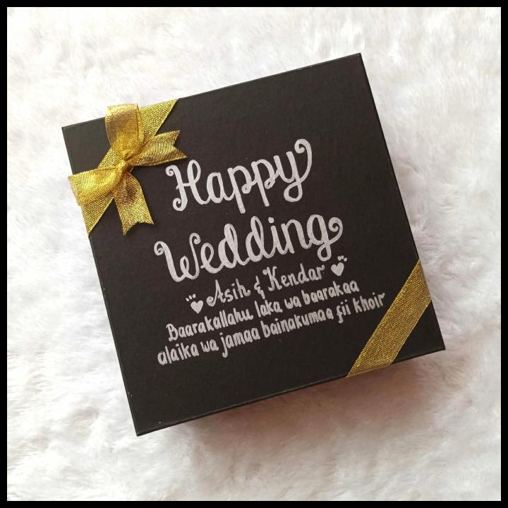 

DISKON BOX KADO 20X20X8 CUSTOM TULISAN HADIAH BIRTHDAY ULTAH GIFT HAMPERS !!!!!!!