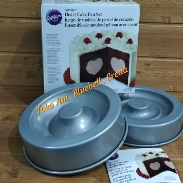 

✨Baru Wilton Heart Tasty Fill Cake Pan Set Limited