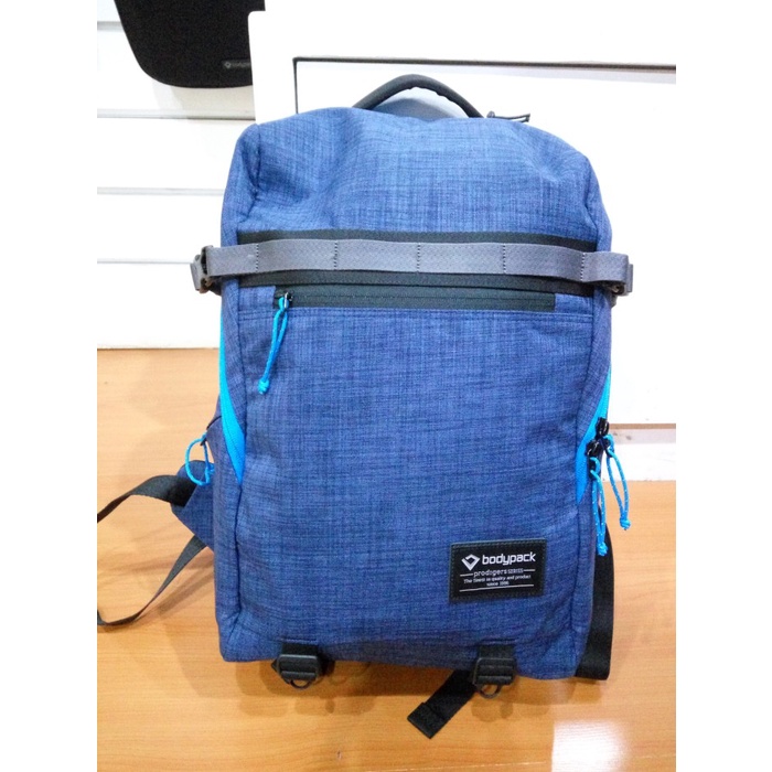 ✨Original Tas Bodypack Santiago Bisa Gojek