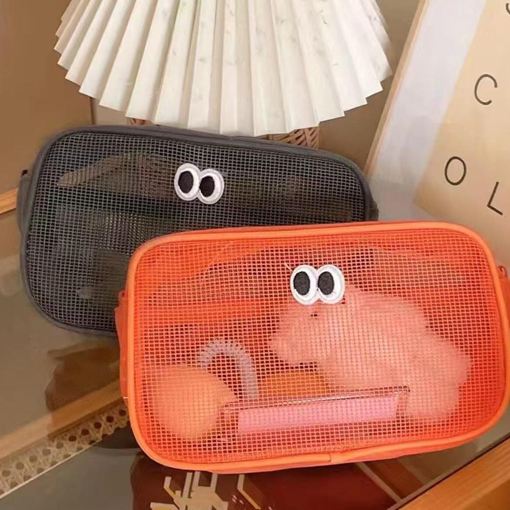 

SALE [MILOLI] POUCH KOSMETIK JARING BIG EYES STORAGE BOX TRAVEL KOTAK PENSIL AESTHETIC TEMPAT PENSIL - F0215 TERLARIS