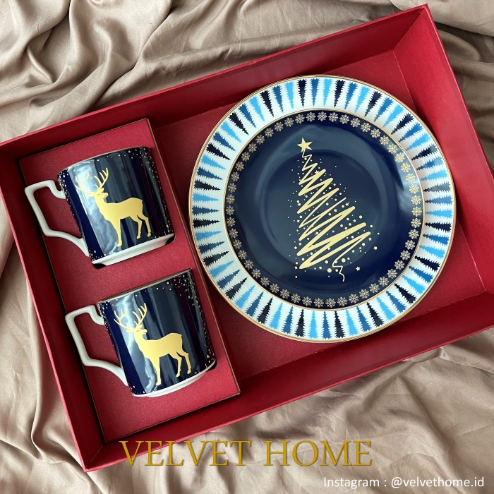 

DISKON MURAH SET Hampers Gift Kado Parcel Piring Mug Natal Rusa Gold Emas Premium BERRY30.JAYA