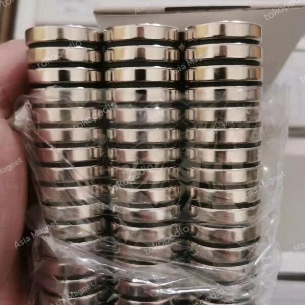 

Terbaru Magnet Neodymium 25X5Mm N52 Promo Terlaris