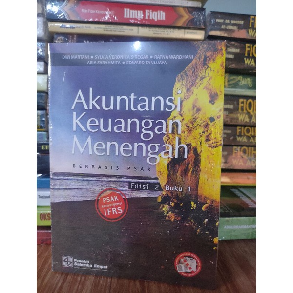 

Akuntansi Keuangan Menengah berbasis PSAK edisi 2 buku 1 by Dwi Martani