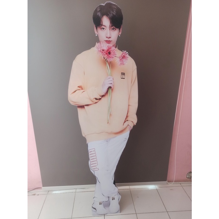 

Standee KPOP Custom Real Size uk. 180 cm x 60 cm