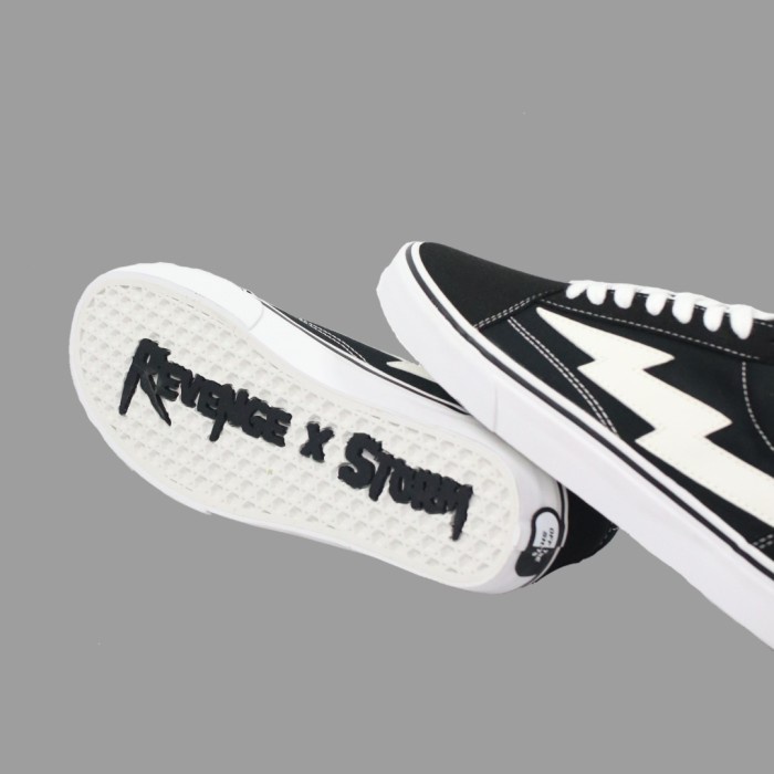 REVENGE X STORM BOLT BLACK 3M ORIGINAL SEPATU PRIA WANITA BRANDED HYPE - 9
