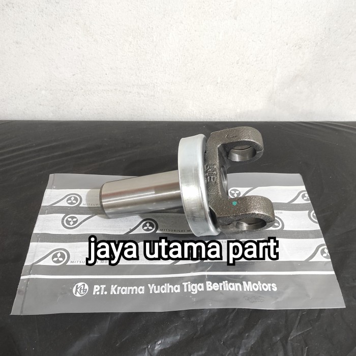 YOKE SLEEVE MITSUBISHI L300 DIESEL ORIGINAL star