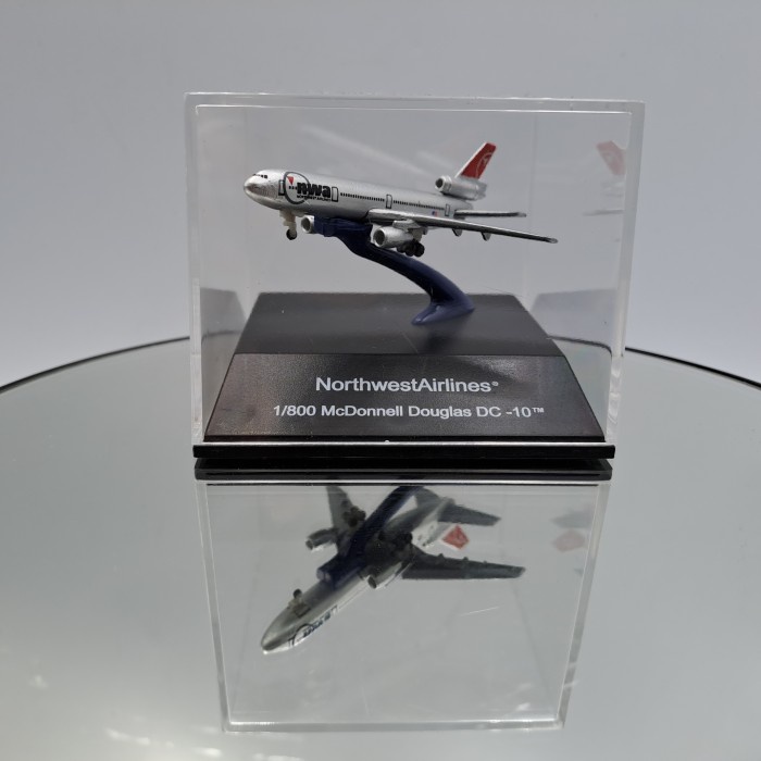 DIECAST SCALA1:800 MCDONNEL DOUGLAS DC-10 NORTHWESTAIRLINES