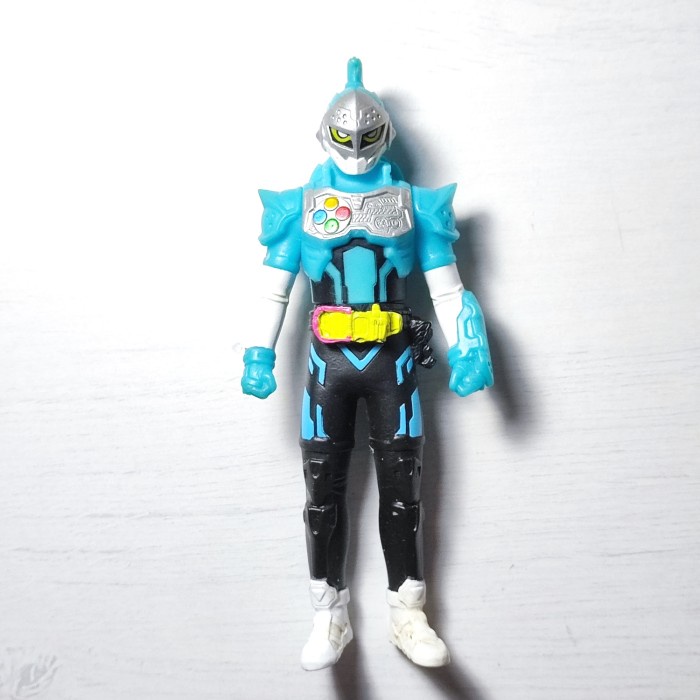 bandai rhs kamen rider brave ex-aid quest gamer ex aid figure 13 cm telorayampuyuh