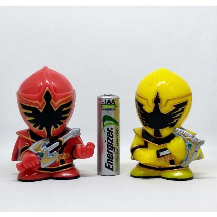 mahou sentai magiranger chibi figure set red & yellow power rangers telorayampuyuh