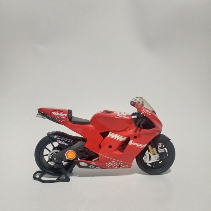 PROMO!!! SCALE 1:12 DUCATI MOTORGP NO. 69 TERLARIS