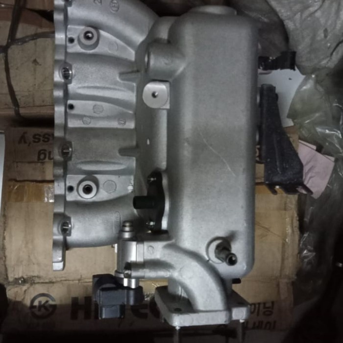 inlet manifold hyundai trajet 2.0 lisaajah1516