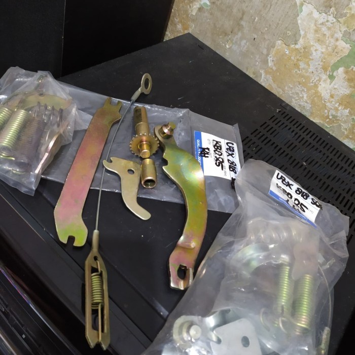 Cod Repairkit Handrem Chevrolet Luv Kbd25 Kode Ema217