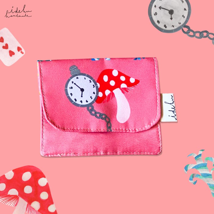 

Promo Alice Card Holder