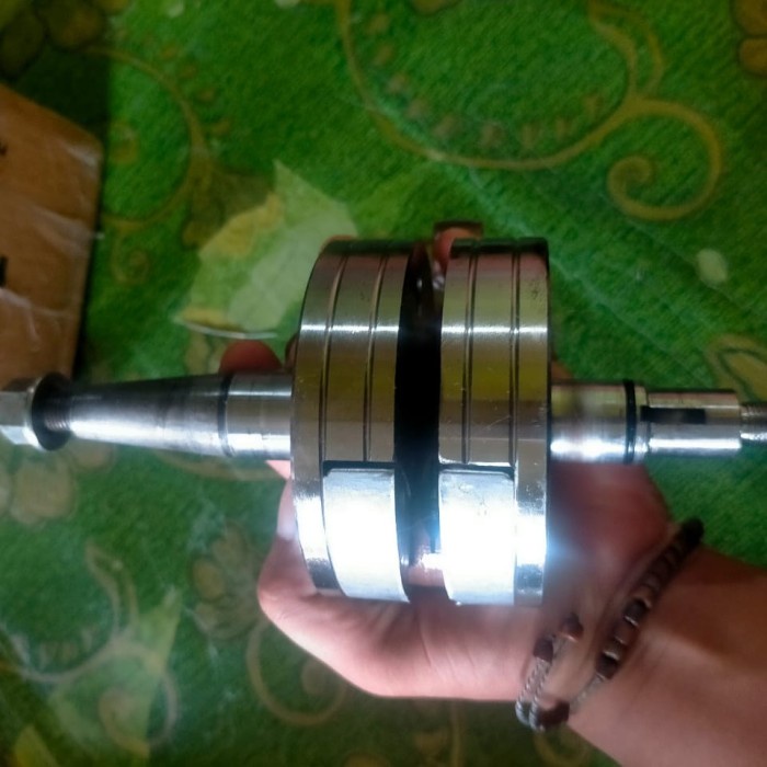 {BEKAS} Kruk as ninja rr zx cbu CABUTAN MOTOR ASLI garis 2  lama Diskon