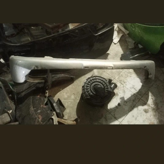 {BEKAS} bumper depan panther touring atas Murah