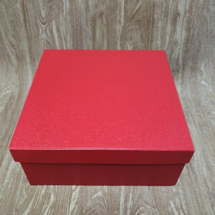 

kotak polos 23x23x8cm / box kue hard box tebal
